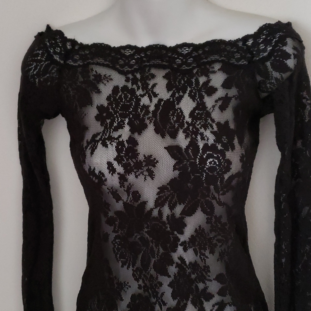 Short black lace dress